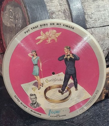 Clyde McCoy And His Orchestra: Put That Ring On My Finger / Tear It Down Vogue: The Picture Record